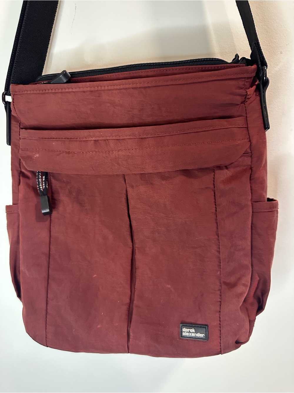 Derek Alexander Men's Messenger Bag in Burgundy